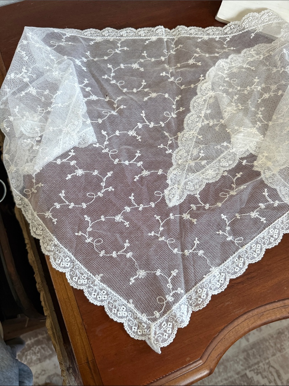 Antique Delicate White Lace head scarf for women